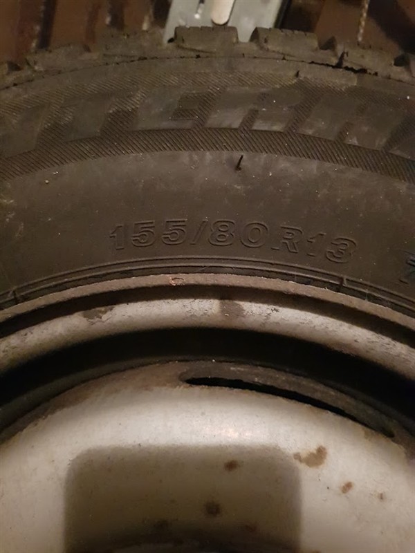 Zimni pneu 155/80 R13 - Fotografie . 2